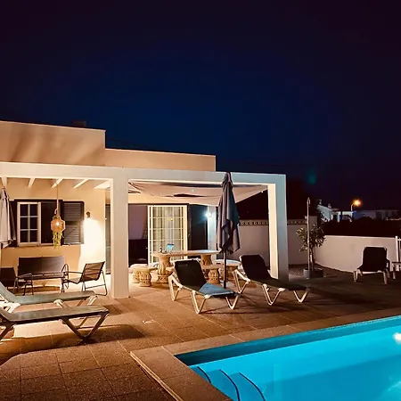 Vila Jordi - Cala En Porter *